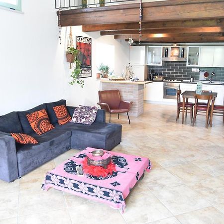 Capannone111 Bed and Breakfast Castiglione di Ravenna Buitenkant foto